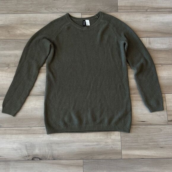 H&M Sweaters - H&M Divided Pullover Olive Green Sweater Medium
